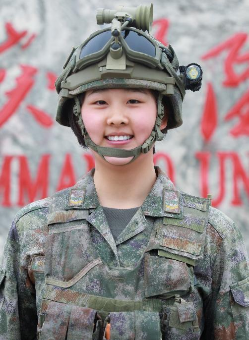 【湘潭日报】让每次选择都一路芬芳——访伟德国际1949“中国大学生自强之星”张子怡